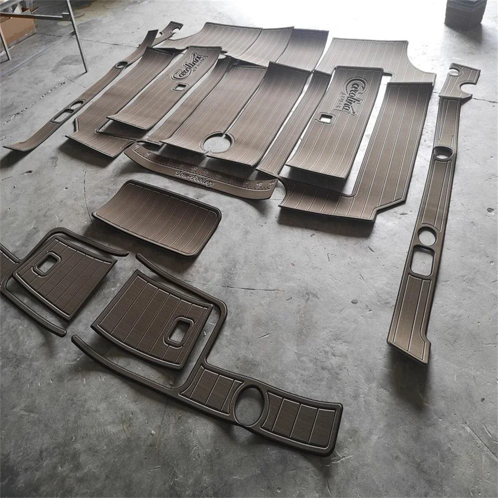 1998 Carolina Classic 28 ห้องนักบิน Pad เรือ EVA โฟม Faux Teak Deck แผ่นพื้น SeaDek MarineMat Gatorstep สไตล์ Self กาว