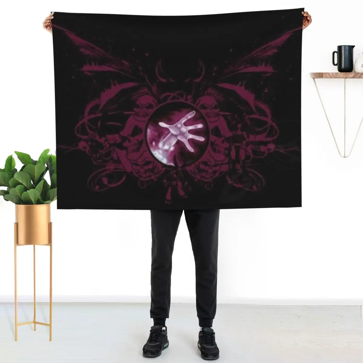 

Logo Warlock Throw Blanket Shaggy Furry Soft Blanket for Bedroom Living Room