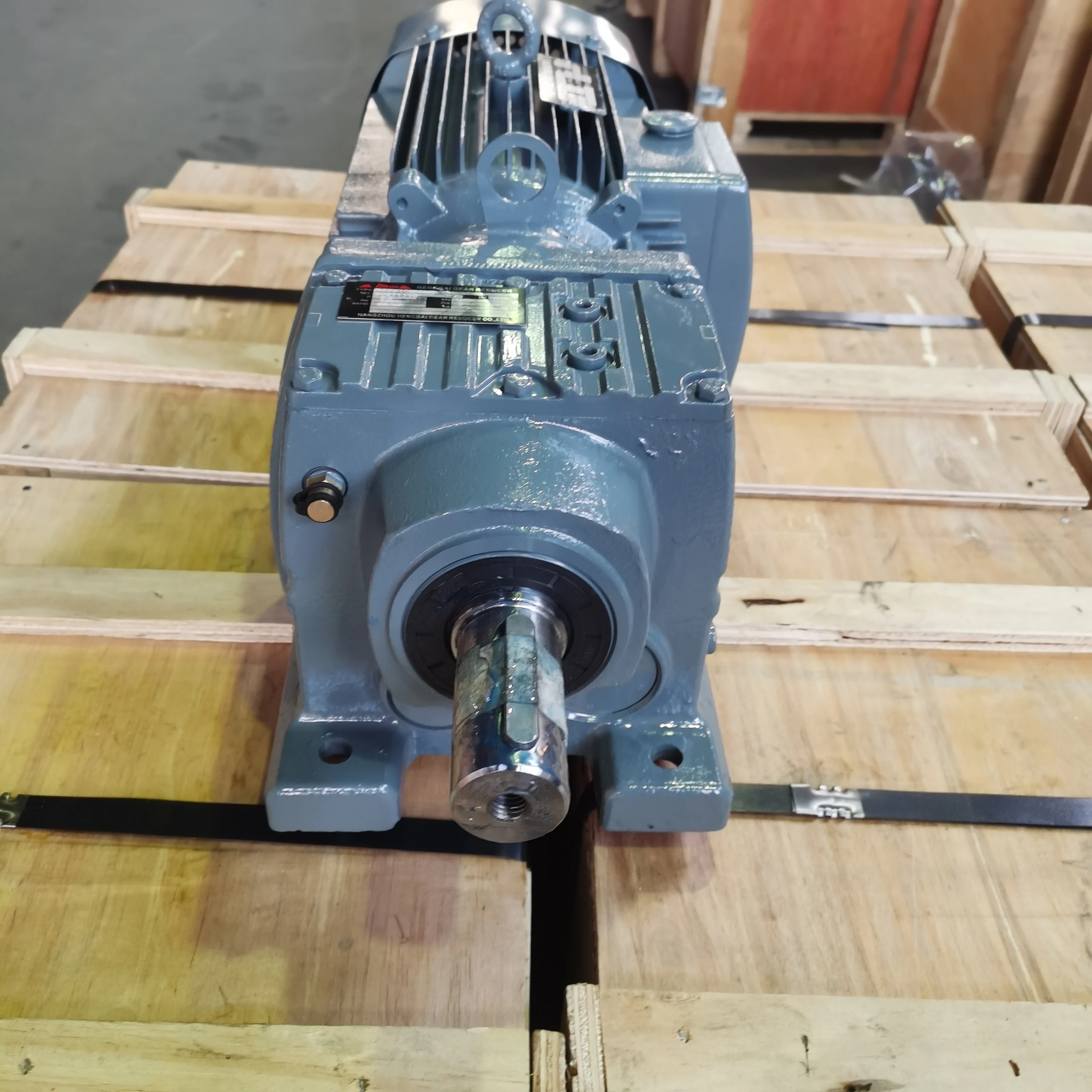 R Series Gear Reducer Equivalent Motoriduttore Motoreductor   Helical box   Motor