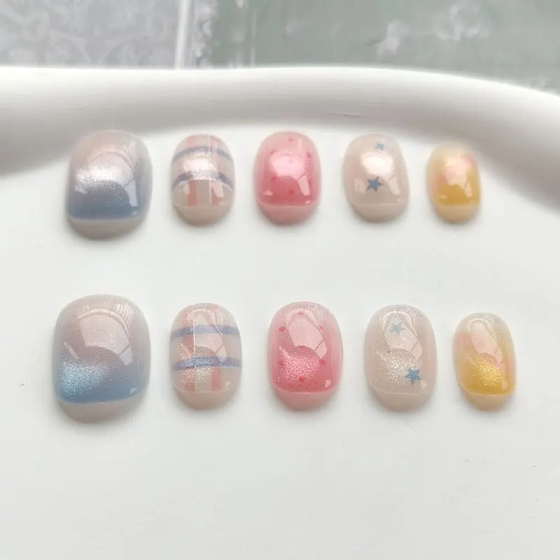 10 Stück Bunte Karierte Stern-Ösen Fein Glitzernde Ösen Mandel-Design Hochwertige Aufklebbare Nägel Maniküre-Aufkleber Press-on-Nägel – Detail 8