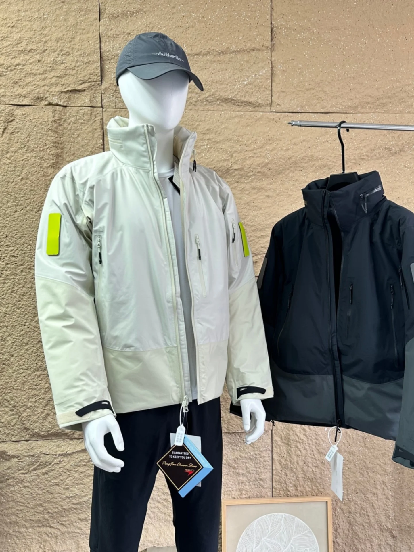 

Мужская зимняя лыжная куртка с теплой хлопковой подкладкой 200 г, защита от холода, рабочая одежда, длинный рукав, повседневный стиль, однотонный дизайн