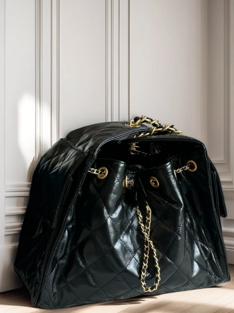 

New 2025 Women's Oil Wax Leather Diamond id Underarm Bag Single oulder Bag Handbag Chain Bag B655 Leisure Tote Bag