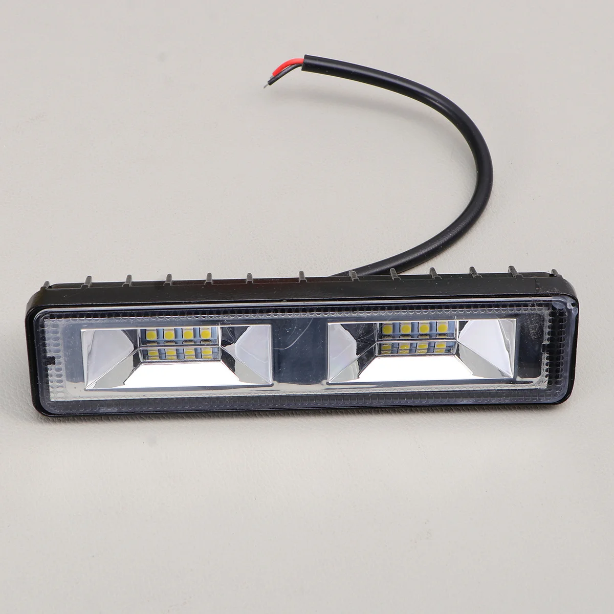 

1Pcs 12-48V 16-Leds Auto Running Lights Green Energy Adjustable Angle Strong Double-Side Adhesive Easy Installation