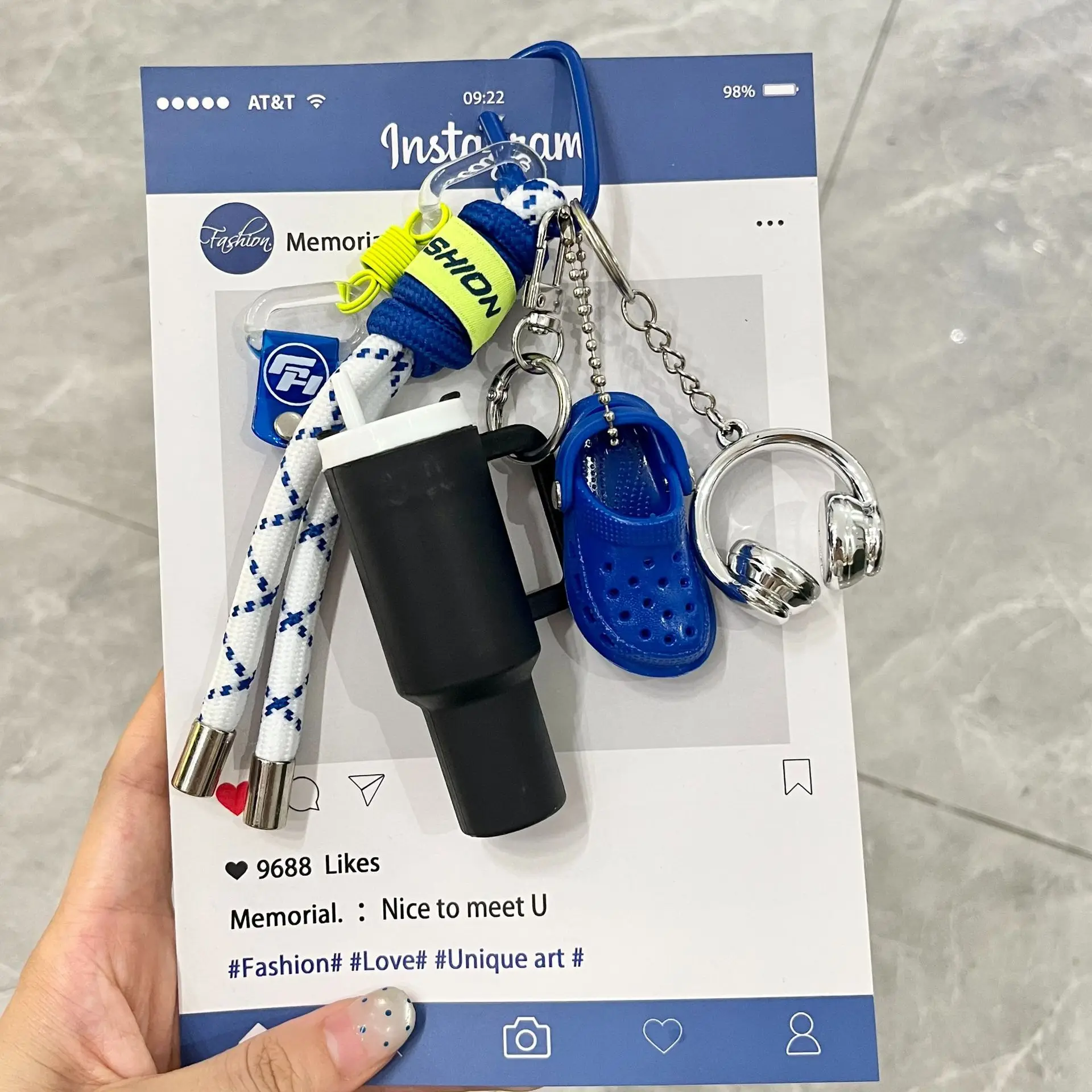 Wasserflaschen-Schlüsselanhänger, trendiger gewebter Seil-Schlüsselring und Handgelenkschlaufe für Handtaschen, Anti-Verlust-Autoschlüsselanhänger, Kopfhörer-Dekoration, Geschenke – Detail 5