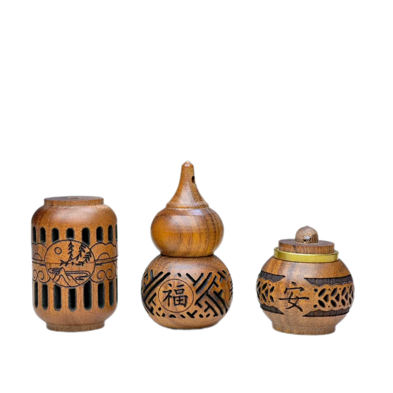Hollow Carved Wooden Aroma Diffuser Pendant Retro Wood Essential Oil Scent Diffuser Beads DIY Car Hanging Fragrance Ornament