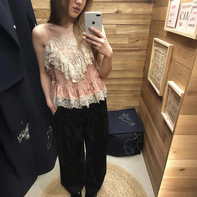 

Low Cut Lace Trimmed Blue Pink Beige Women's Camisole Top Summer New Arrival Sleeveless Vest Fashionable Splice Design