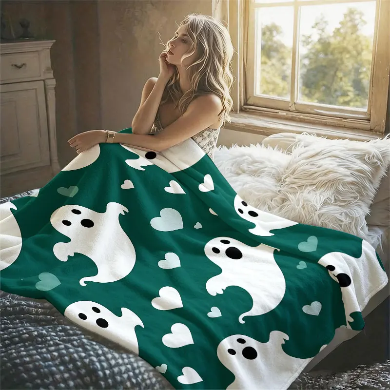 Ghost Heart Halloween Flannel Blanket Warm Soft Halloween Christmas Decorative Couch Warm Cozy All-Season Gift