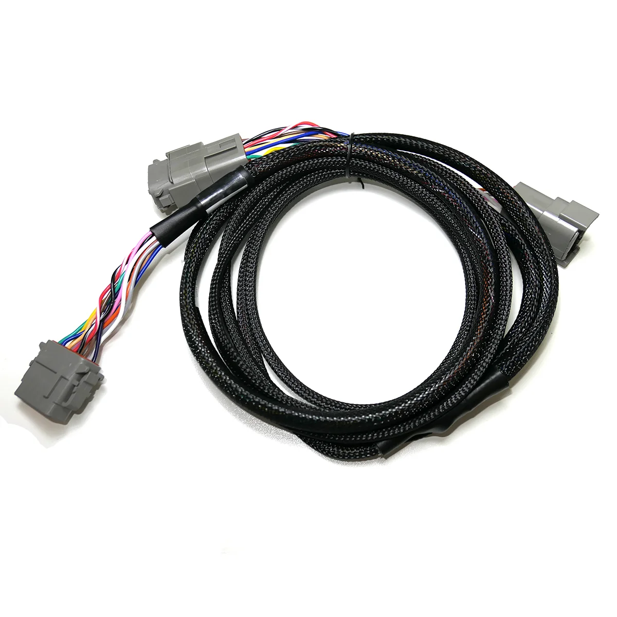 

Enhance Agricultural Efficiency: 75741 Data Cable for CFX-750 FM-750 Monitor Connectivity