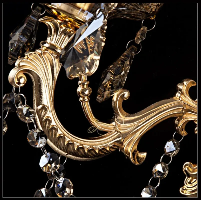 

Хрустальное настенное бра, свеча, люстра, лестница, спальня, прикроватное зеркало, лампа, декоративное освещение