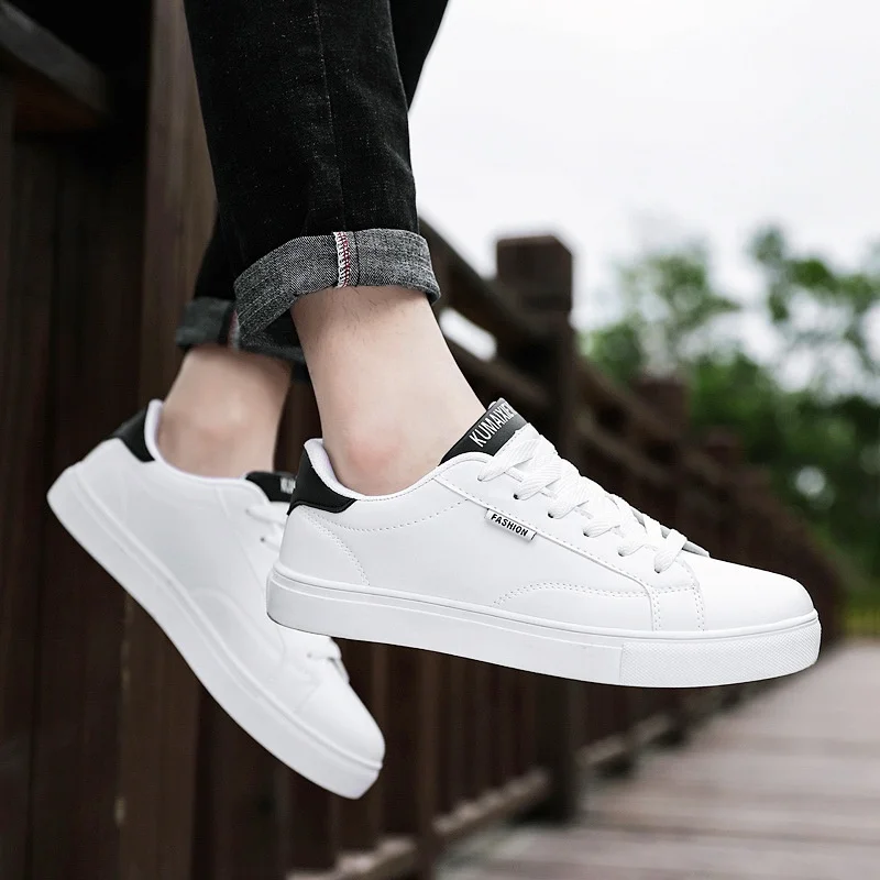 Men's Shoes New Fashion Breathable Casual Comfortable Sports Outdoor Leather Sneakers Lace-Up Flat Casual Walking Shoes