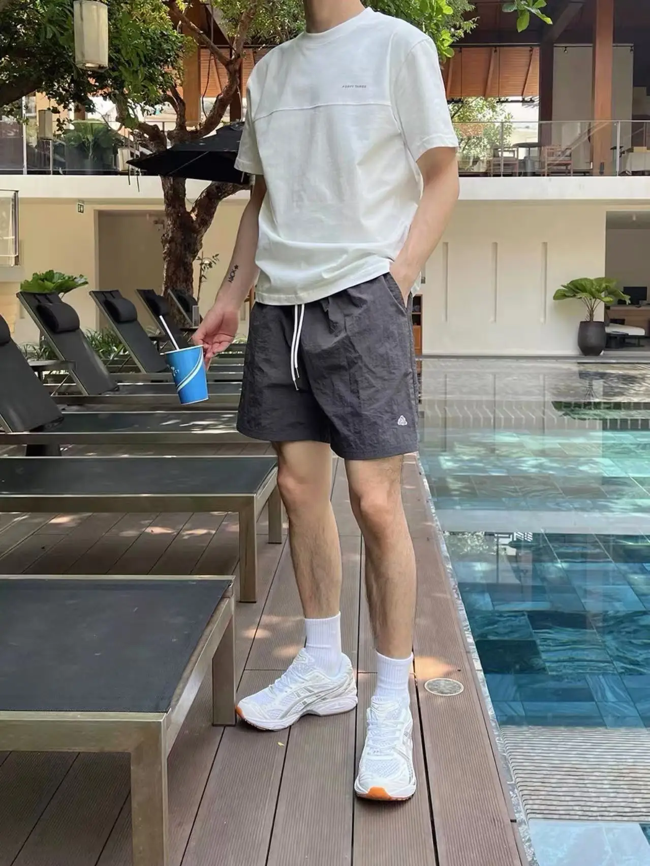 

American Style Embroidered Elastic Drawstring Casual Men's Shorts Summer Sport Loose Quick Dry Knee-Length Shorts