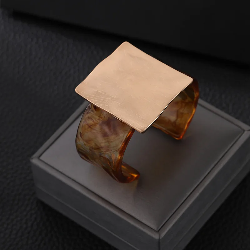 Simple Geometric Brushed Square Bracelets Women High-end Atmospheric Bracelet Charming Jewelry