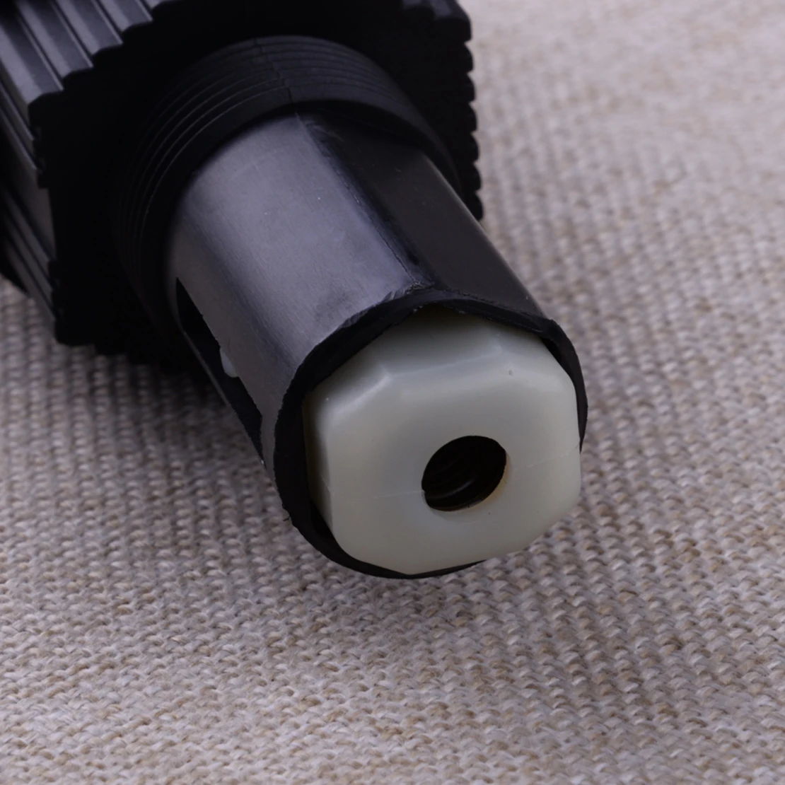 8260600730 フロントアクスルデファレンシャルアクチュエーター 26060073 600101 GMC シエラユーコン キャデラック シボレー シルバラード サバーバンに適合