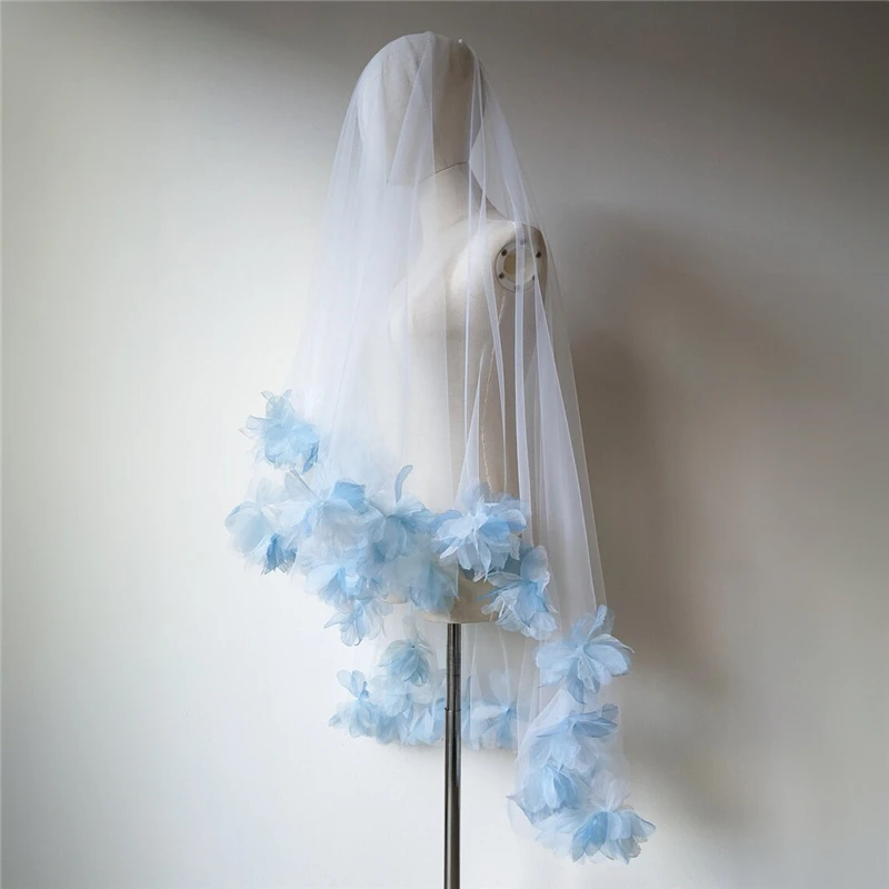 

Sky Lignt Something Blue Fluff Flower Organza Floral Bridal Wedding Veils Two Layers With Comb Blusher For Brides Fingertip New