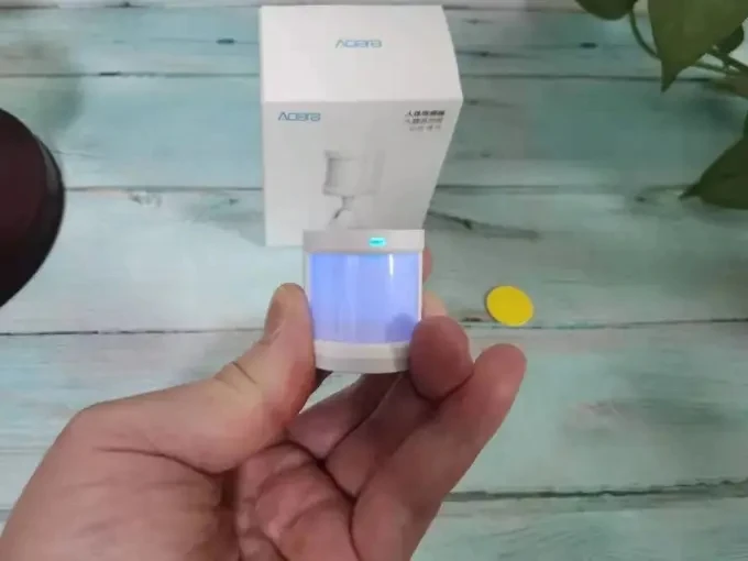 

Aqara Zigbee Human Presence Sensor Wireless Motion Smart Sensor Human Detector Motion Sensor For Mijia Mi Home Need Gateway