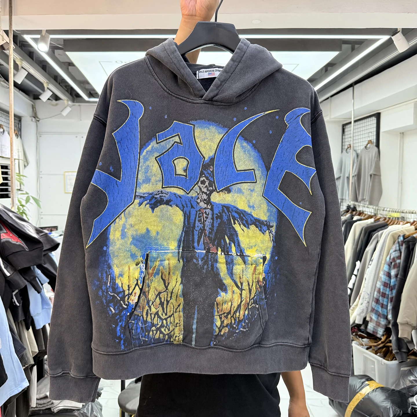 

Осень-зима, новинка, свободная повседневная толстовка с капюшоном в стиле хип-хоп, модная толстовка с буквенным принтом, молодежная износостойкая длинная...