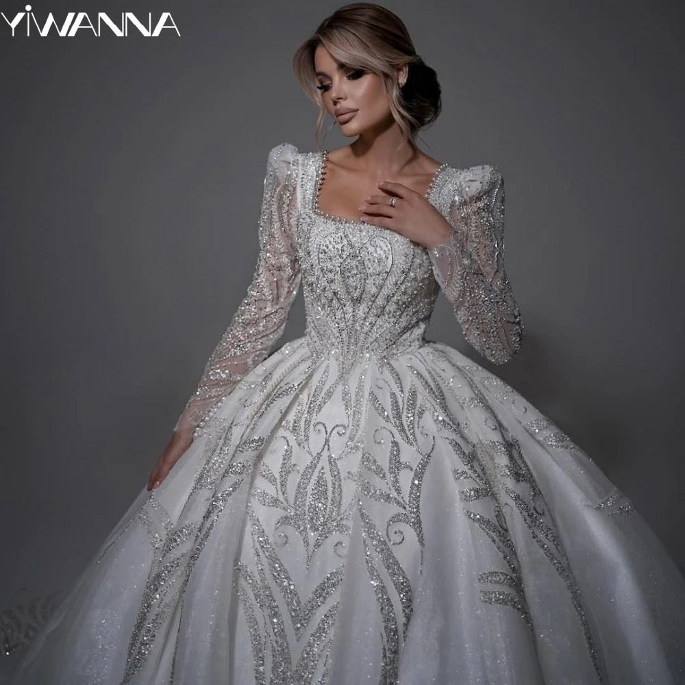 Lindo vestido de noiva com pérolas e cauda, decote quadrado, manga bufante, vestido de noiva 2025, vestidos de organza personalizados para noiva