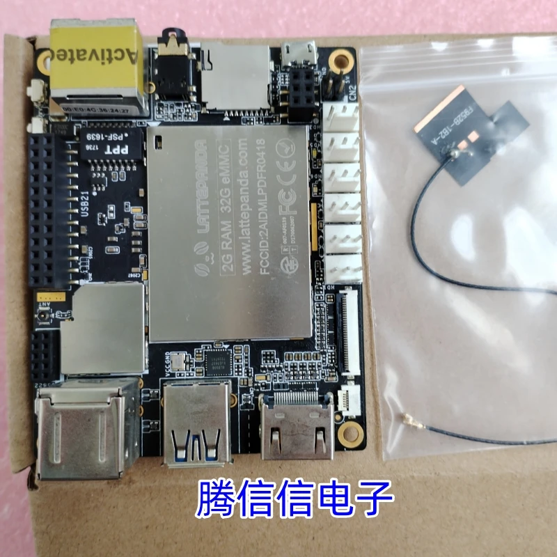 DFR0418 LattePanda 2G/32GB w/ Win10 key Atom x5-Z8350