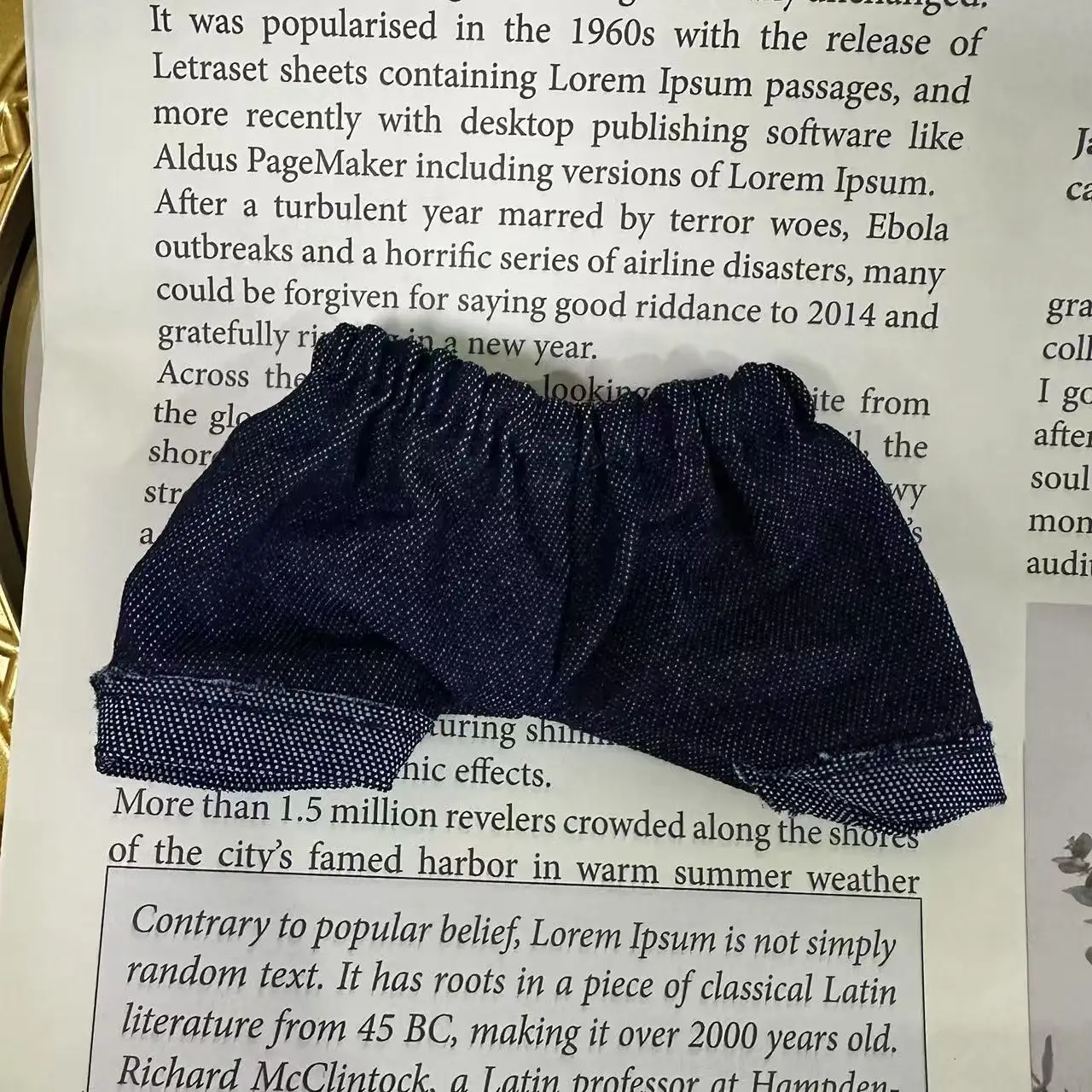 Labub v1v2v3gift용 인기 레드 토끼 티셔츠 세트 캐주얼 탑