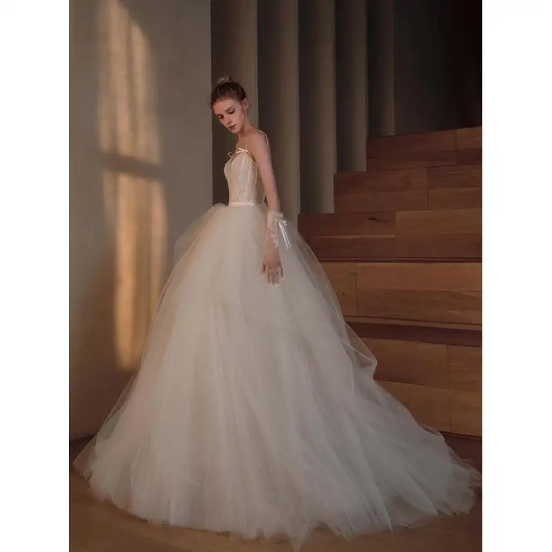 Robe de Mariée en Dentelle Française, Super Dégradé, Rétro, Amincissante, Haut de Gamme, Petite Queue, Nouvelle Collection 2024