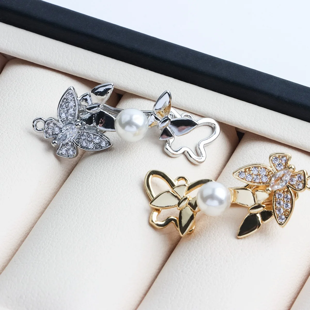 

18K Real Gold Plated Micro-inlaid Butterfly Pearl Button Head Necklace Bracelet Connecting Buckle DIY Jewelry Accessories