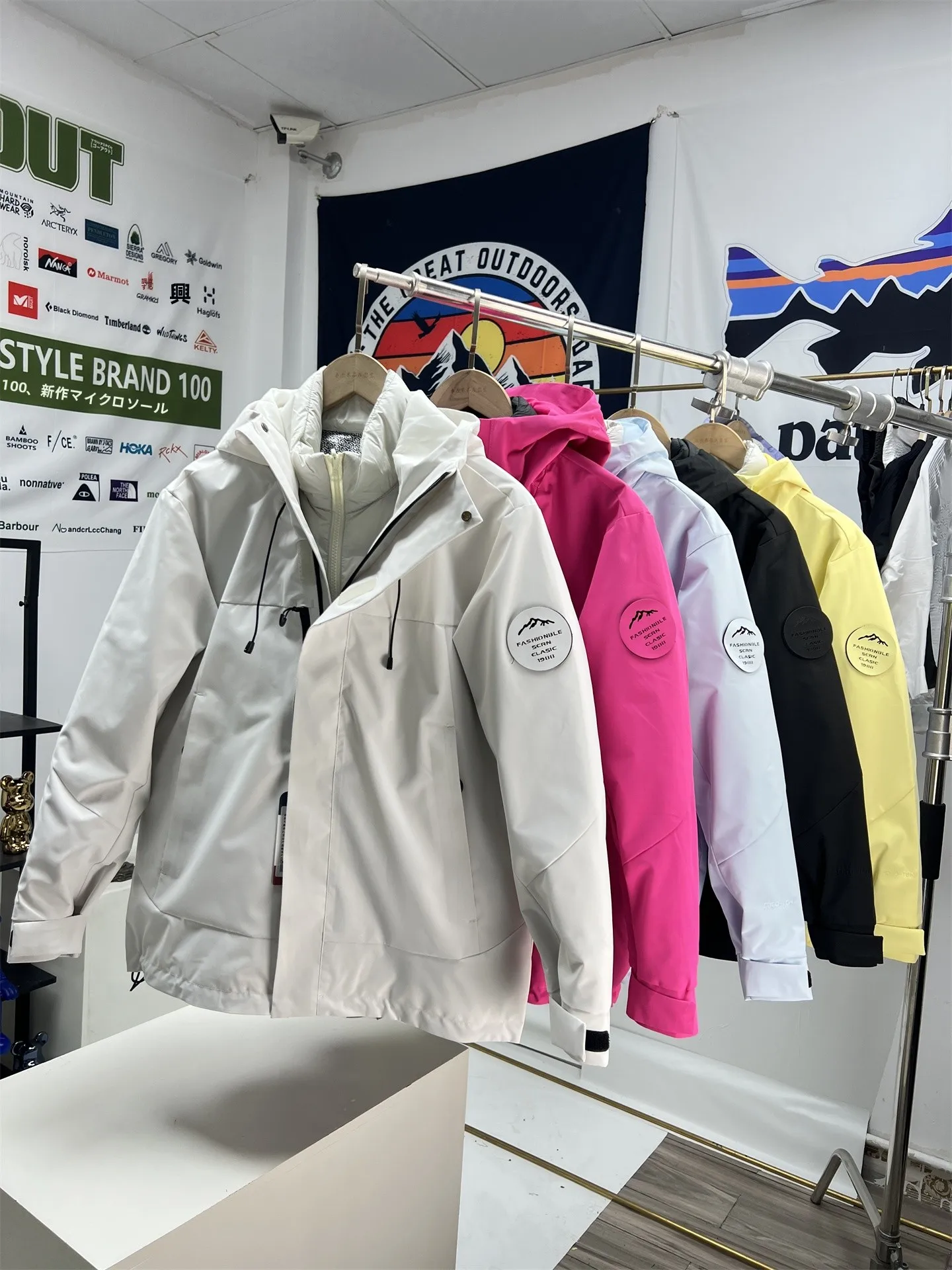 

Detachable Inner 90 White Du down ex Tee-in-One Outdoor Windproof Waterproof Hooded down Jaet Outerwear