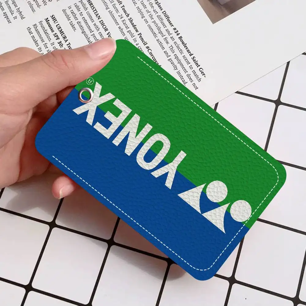 سلسلة مفاتيح عصرية لتنس الريشة Y-Yonex مع حامل بطاقة الوصول، وحافظة واقية لبطاقة الهوية وبطاقة البنك للأمن