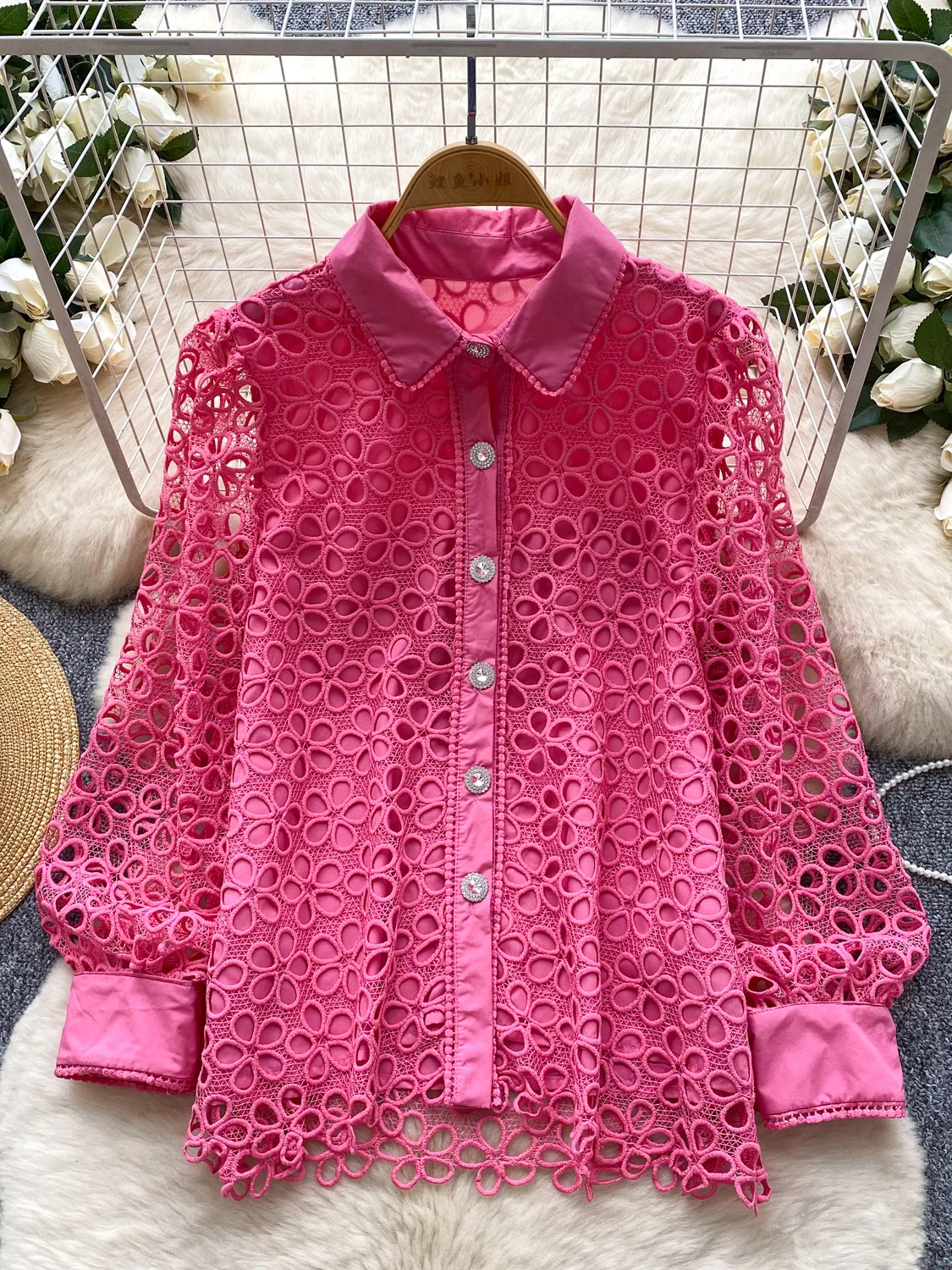 

Новинка 2026, осенняя женская однобортная рубашка с отложным воротником и длинными рукавами, тяжелая рабочая кружевная однотонная рубашка с открытыми крючками, топы