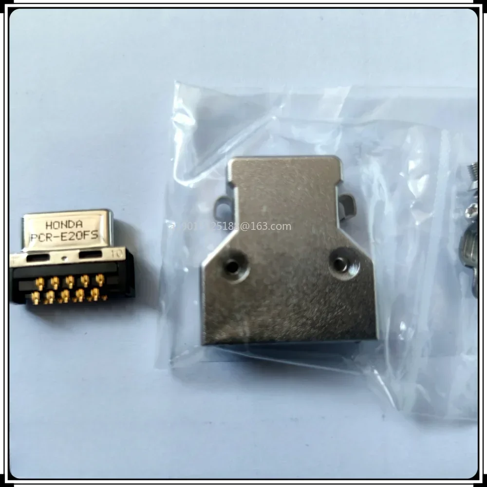 

Connector plug-in PCR-E20FS + encoder connector