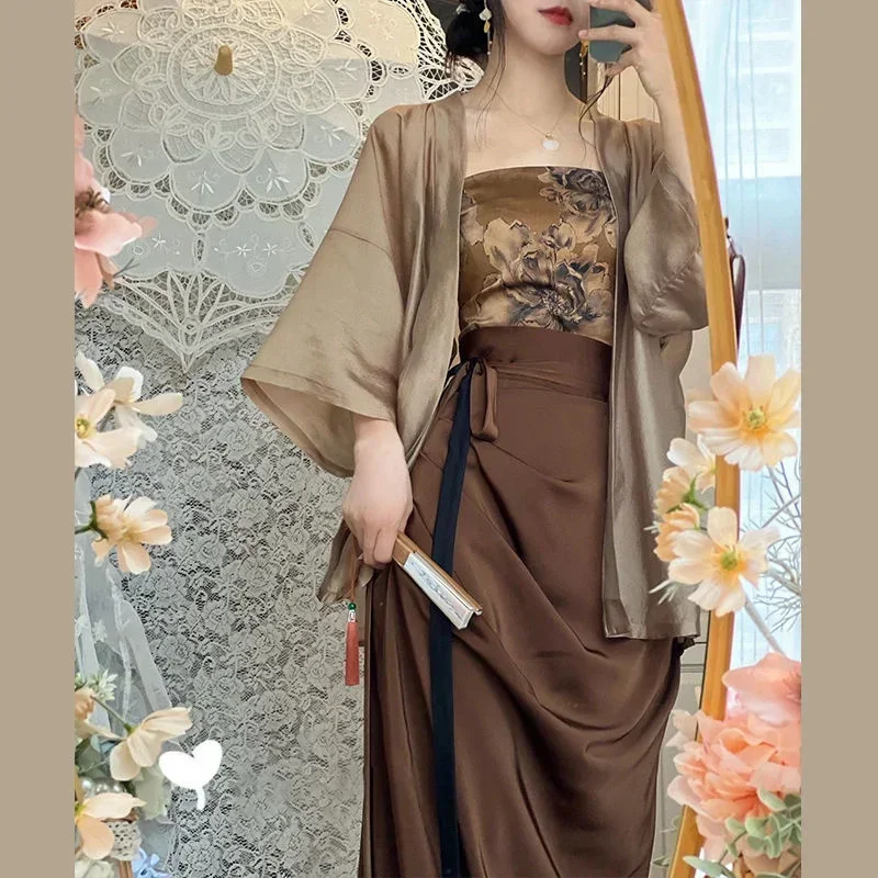 

Chinese Traditional Hanfu Dress Suit Female Summer Retro Loose Cardigan + Tube Top Vest + High Waist Skirt Three-piece Set