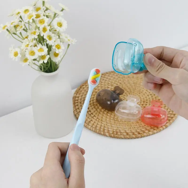 Travel Toothbrush Holder Portable Plastic Toothbrush Case Protective Clip Toothbrush Protector Cap Brush Pod Case Protective