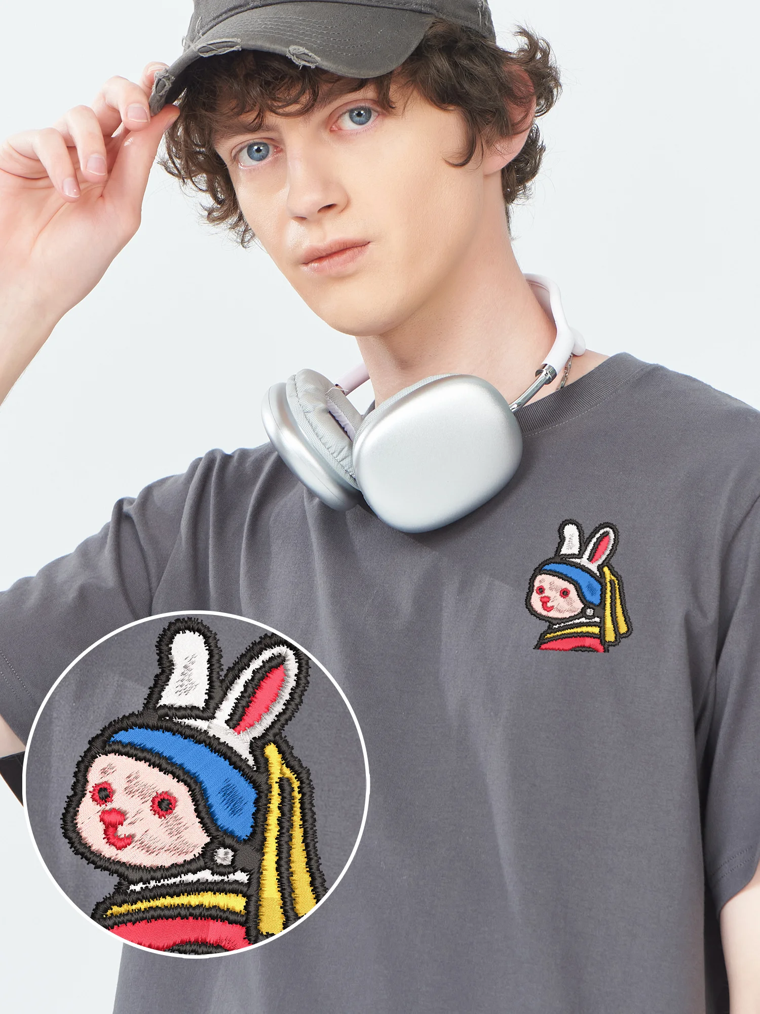 

Funny Embroidered T Shirts Rabbit With Pearl Earrings Fashion T Shirt Men Comfortable Embroidery T-Shirt Couple Tops