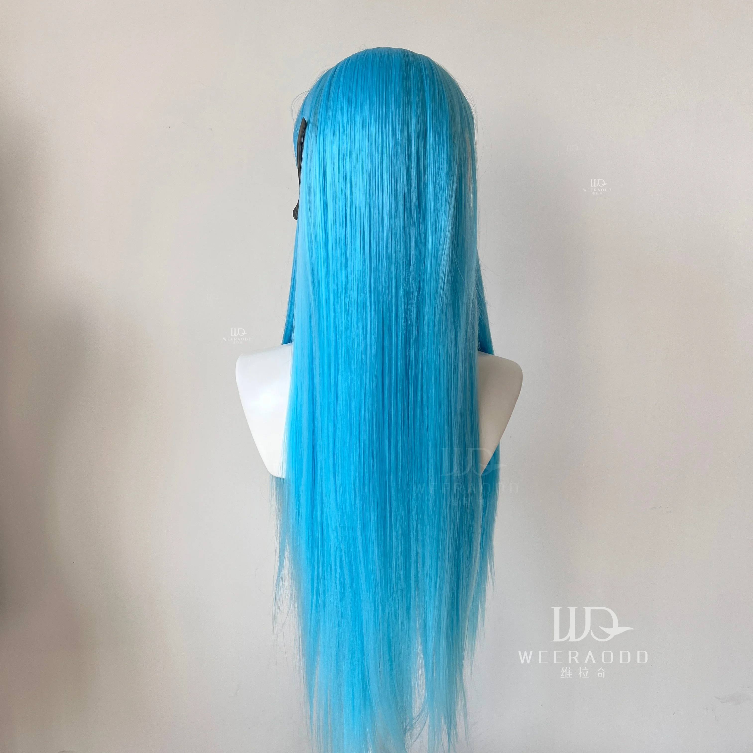 WEERAODD 26Inch Ice Blue Straight Glueless Wigs 13x4 Lace Front 150% Density Heat Resistant 180°C Styling for Cosplay Party