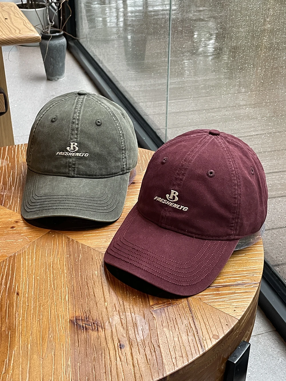 

Retro deep top embroidered baseball cap men's casual simple face small peaked cap