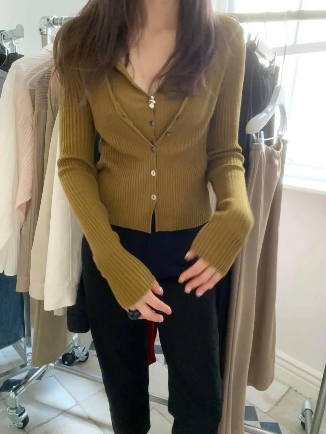 Slim Fit Double couche simple bouton haut en tricot pour les femmes Design à la mode automne nouveau Sle décontracté Faion dames pull