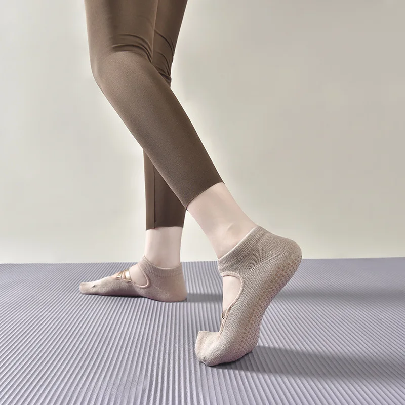 

2 Pairs Breathable Cotton Sweat-absorbent Yoga Socks Silicone Anti-slip Floor Socks Women Pilates Fitness Ballet Sports Sock Set