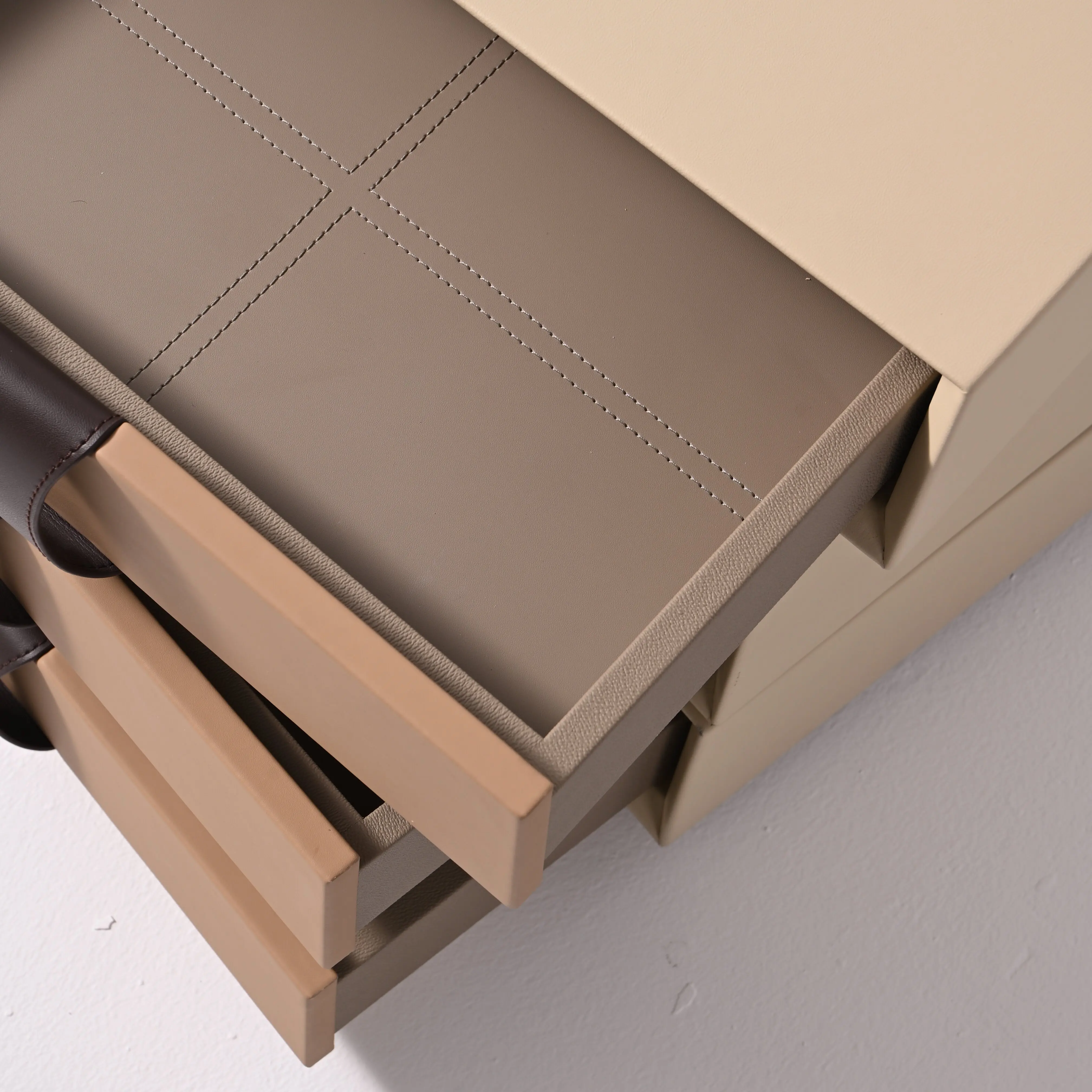 2025 Creative Design Solid Wood Leather Bedside Table New Modern Simple Light Luxury Advanced Bedroom Nightstand Storage