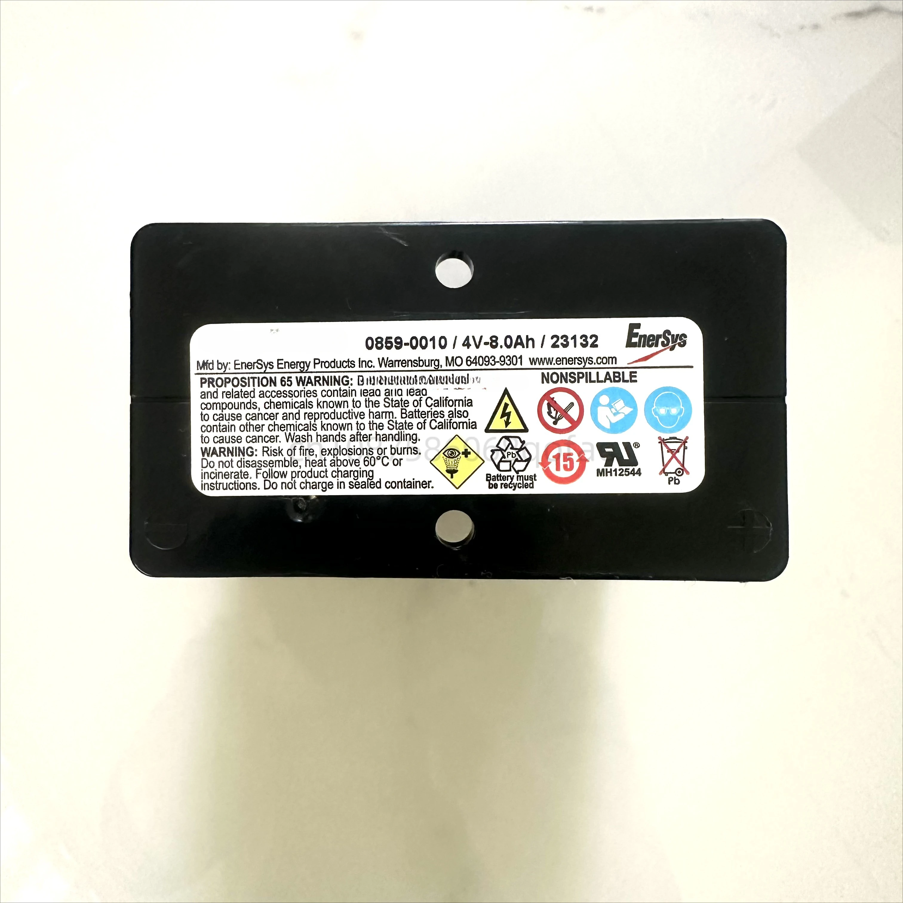 Brand new imported 0859-0010 4V8Ah SLE-5000 respirator battery