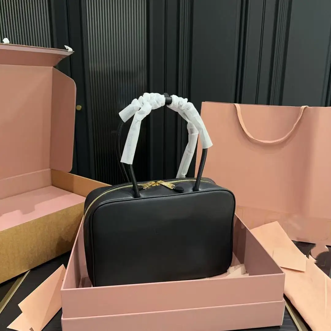 

Real Leather hand-held official document ladies bag 2025 new summer high-quality high-capacity commuter one-shoulder women's bag