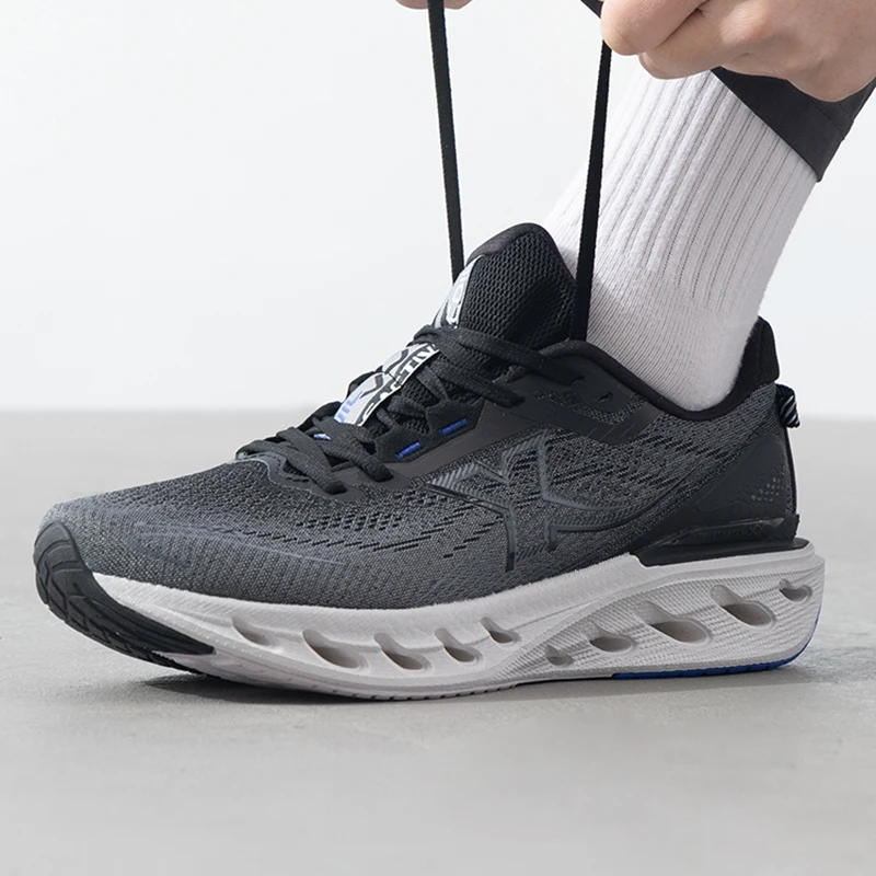 Chinese Sports Brand Xtep Cushioning Running Shoes Men's Shoes New Men's Lightweight Jogging Shoes Outdoor Fitness Training Shoes Sports Shoes 975219110045-4