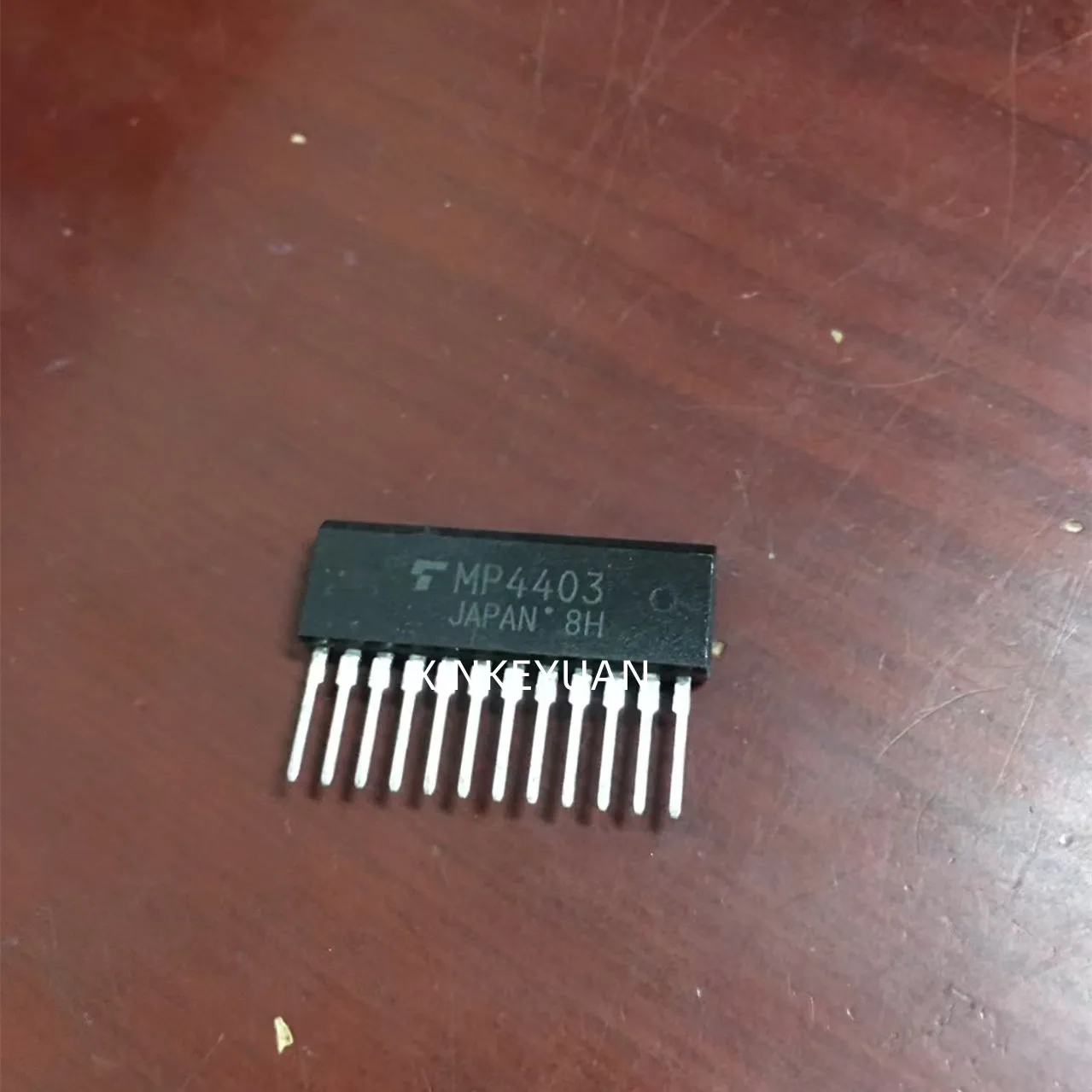 

.MP4403 original integrated circuit chip