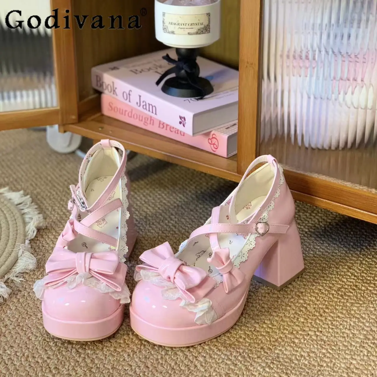 

Оригинальные туфли Мэри Джейн в стиле Лолита с бантом и кружевом, на высоком каблуке, с круглым носком, на толстой подошве, элегантные и универсальные женские туфли