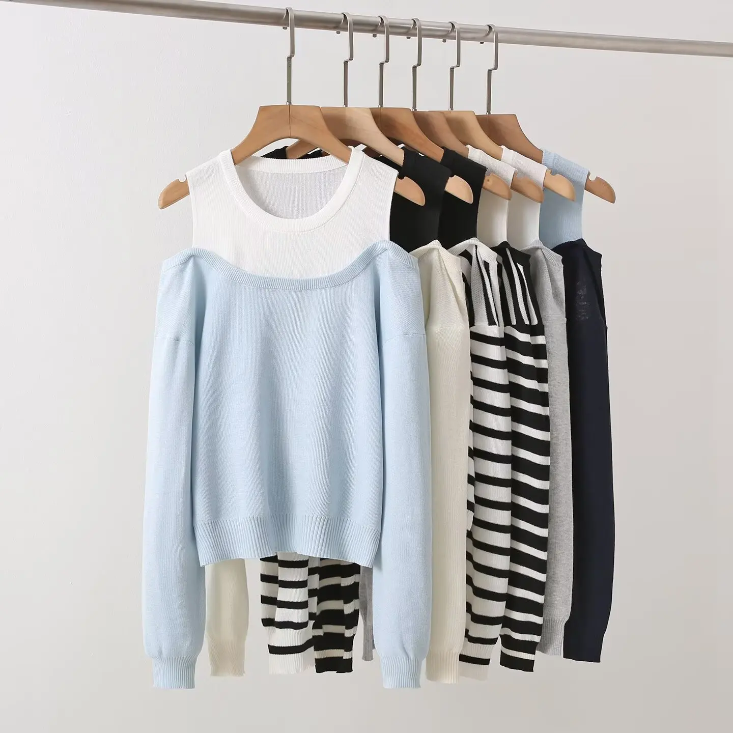 

Ele oulder-Bared Knitwear Autumn 2025 Sli Splicing Design Slimming Trendy Top for Women Commute Sle Long Sve