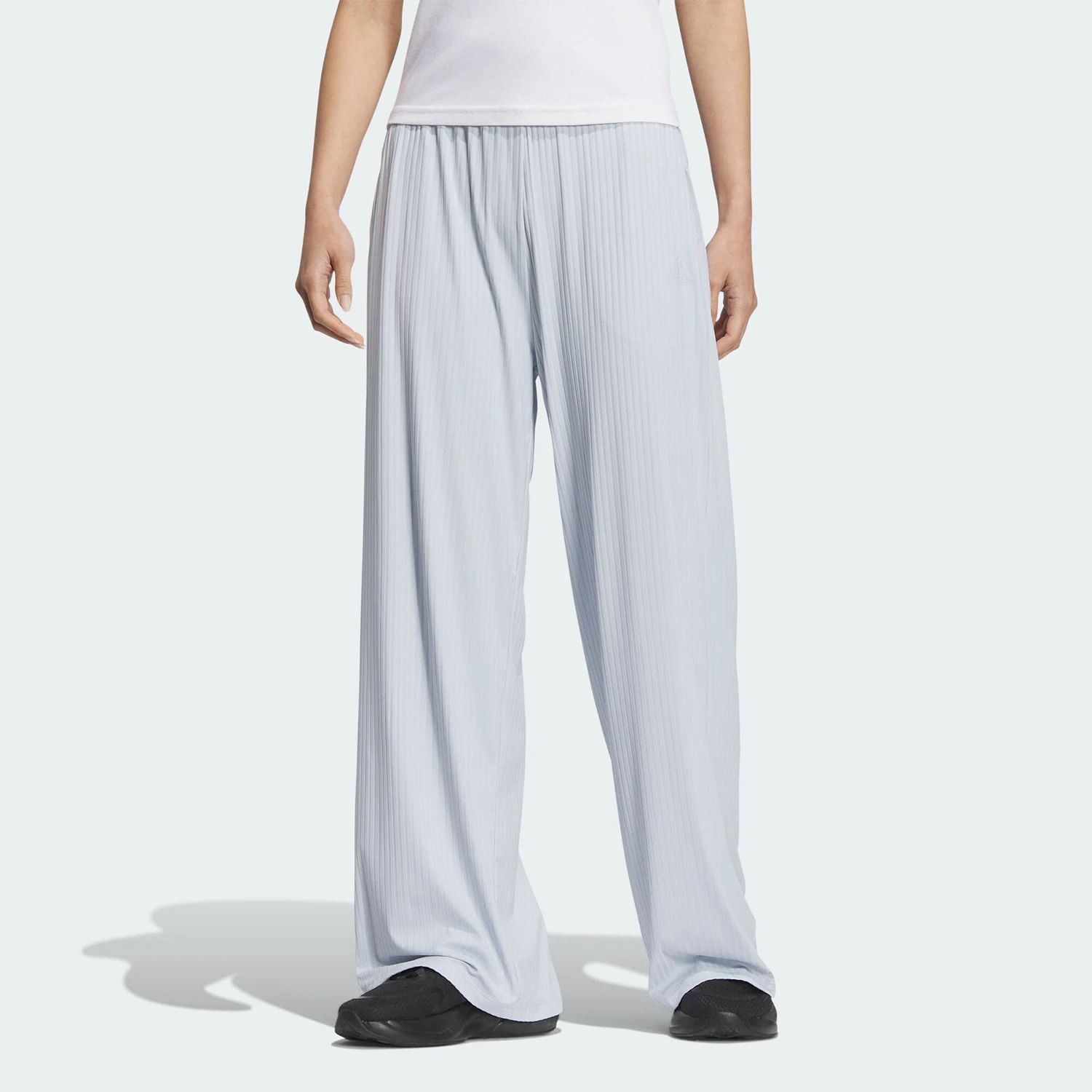 

Официальные женские широкие спортивные брюки Adidas W CF JC5666