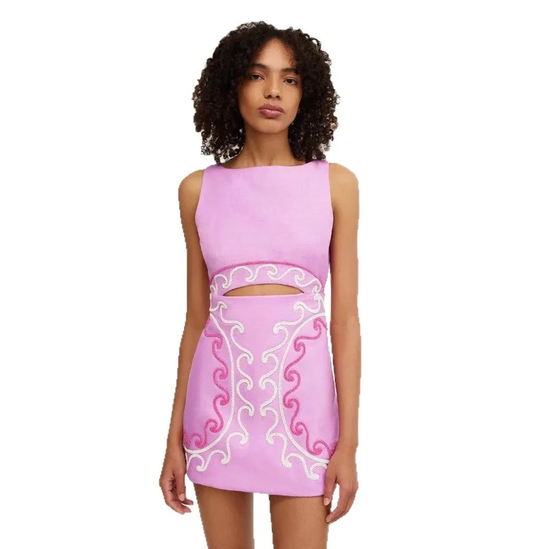 エレガントな女性 2025 夏 ノースリーブ タンクドレス Y2K カットアウト 刺繍 チューブ ボディコン パーティー イブニング ミニドレス