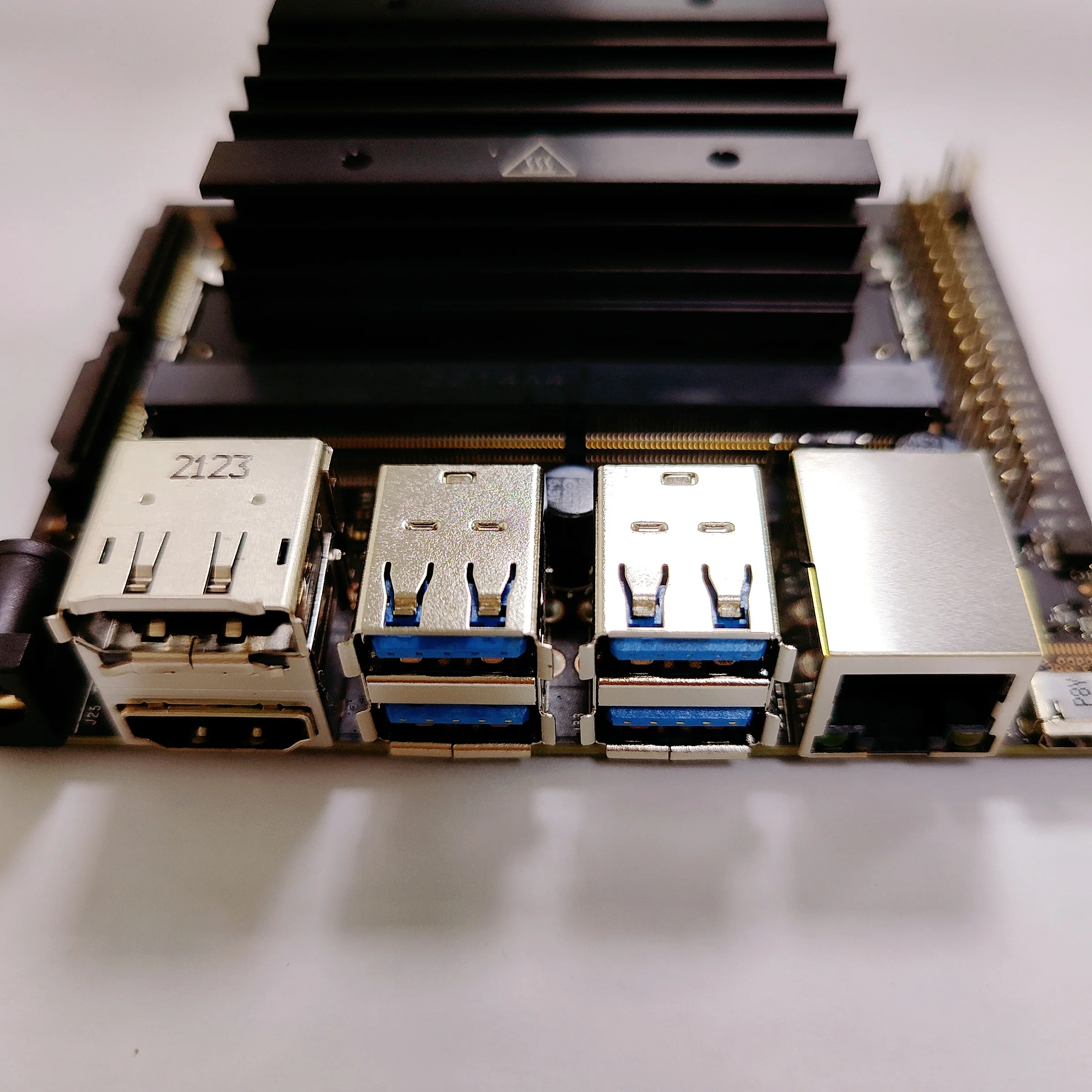 Jetson Nano 4GB Developer Kit New B01 128-core Maxwell 4 GB 64-bit LPDDR4 And DP Display - Detail 1