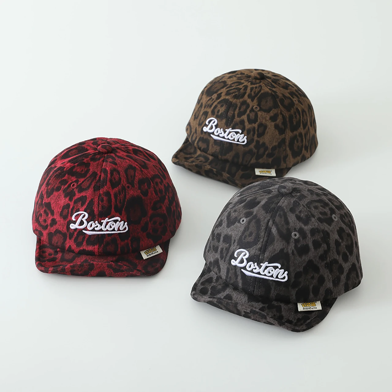 طباعة ليوبارد قبعة بيسبول للطفل فتاة ظلة أقنعة 6-36 شهر الاطفال بلغت ذروتها قبعة التطريز رسالة الأطفال بطة اللسان القبعات
