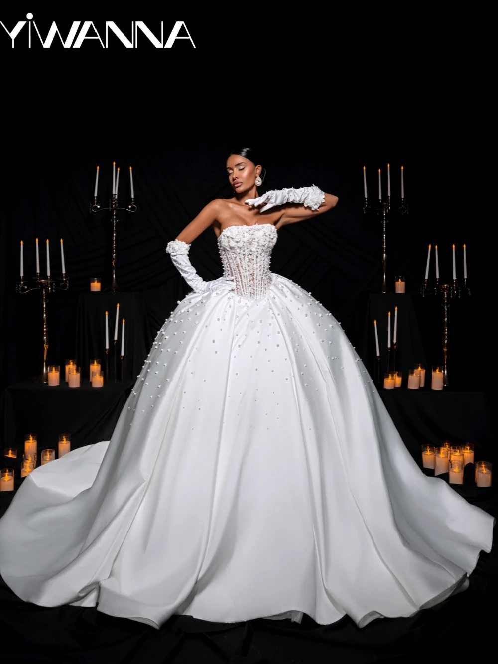 

Puffy Luxury Pearls Satin Long Wedding Dress Without Gloves Charming Strapless Backless Bridal Gown Customized Dresses For Bride