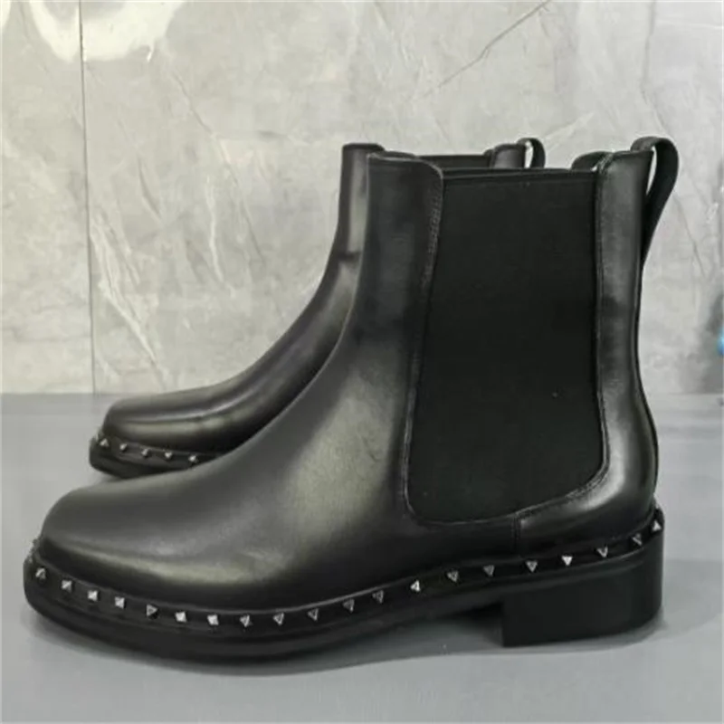

Rivets Shoes for Men Square Toes Chunky Low Heels Stitching Male Short Boots Sewing Leather Chassure Hommes Studs Zapatos Hombre