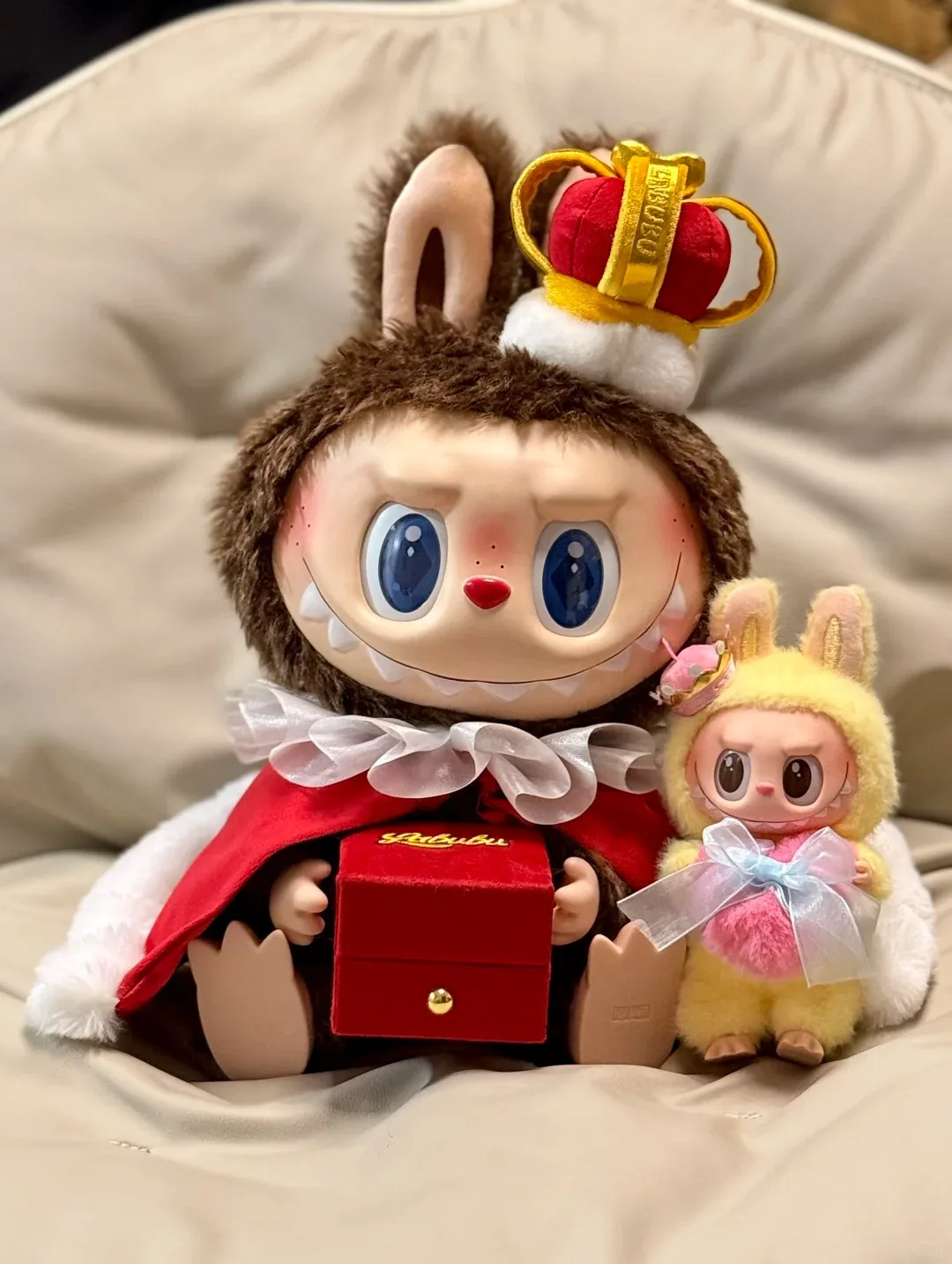 

Original Pop Mart LABUBU King and Queen Chess Adventure Vinyl Blind Box Kawaii Anime Action Surprise Birthday Gift in Stock